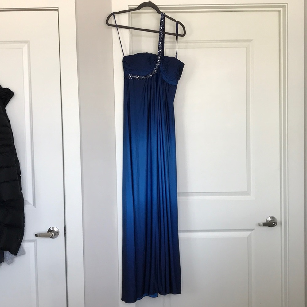 Formal/prom dress - Picture 2 of 5